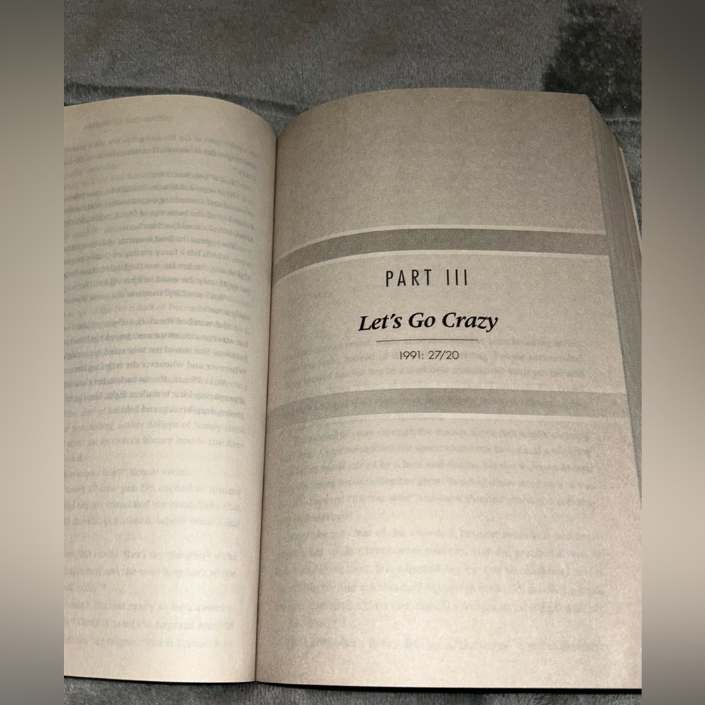 Oona Out of Order: A Novel by Margarita Montimore, 2021, Paperback - Picture 4 of 9